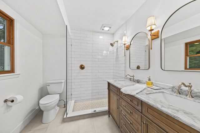 3200 Jerri COURT, Brookfield, WI 53045
