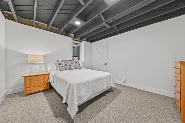 3200 Jerri COURT, Brookfield, WI 53045