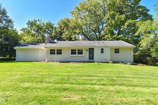 3200 Jerri COURT, Brookfield, WI 53045