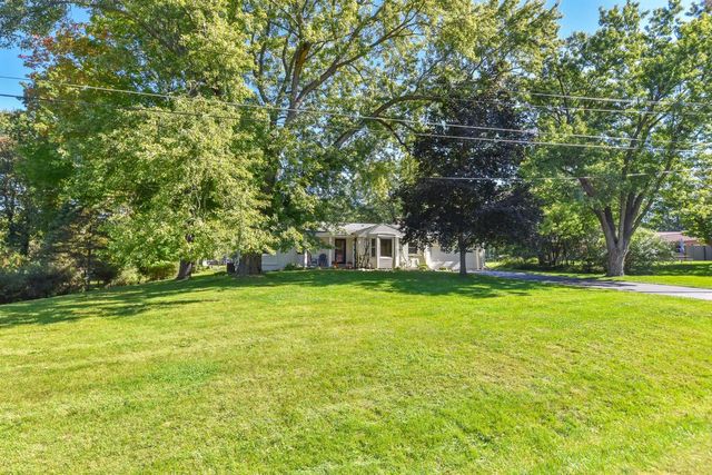 3200 Jerri COURT, Brookfield, WI 53045
