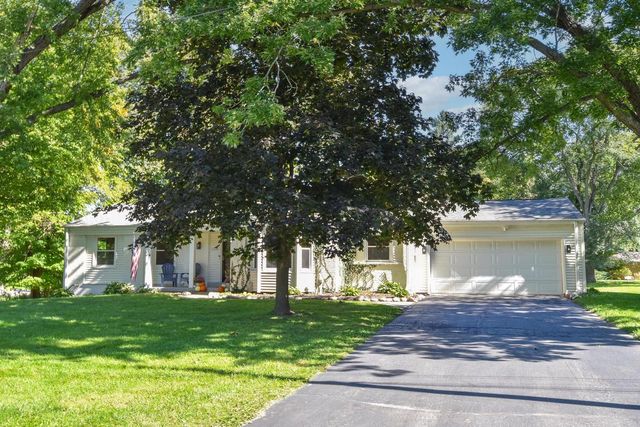 3200 Jerri COURT, Brookfield, WI 53045