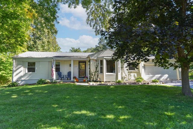 3200 Jerri COURT, Brookfield, WI 53045