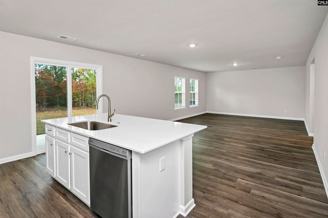 82 Harmon Road, Hopkins, SC 29061