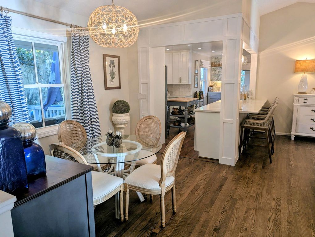 Image 36 of property listing at 2100 Pigeon Point Road, Beaufort, SC 29902