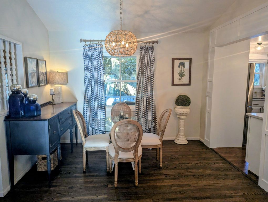 Image 37 of property listing at 2100 Pigeon Point Road, Beaufort, SC 29902