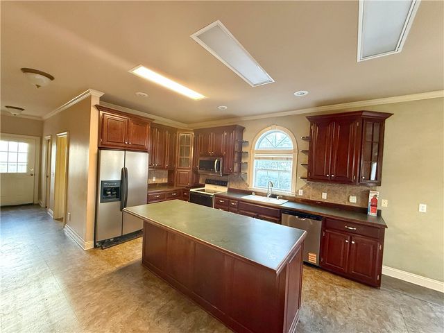 167 Gendreau Lane, Russellville, AR 72802