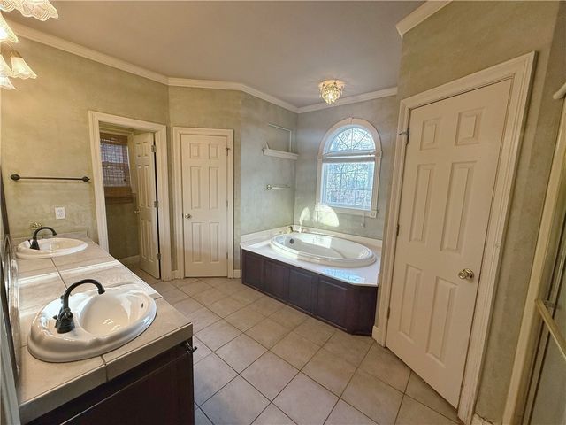 167 Gendreau Lane, Russellville, AR 72802