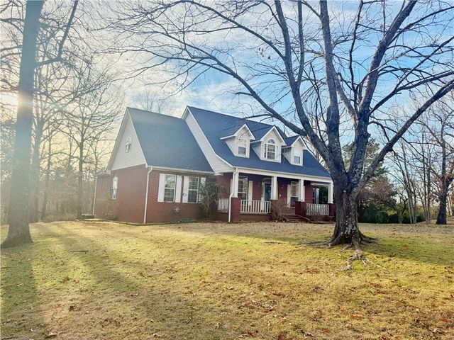 167 Gendreau Lane, Russellville, AR 72802