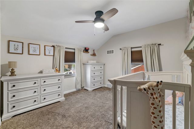 3643 Longview Dr, West Homestead, PA 15120