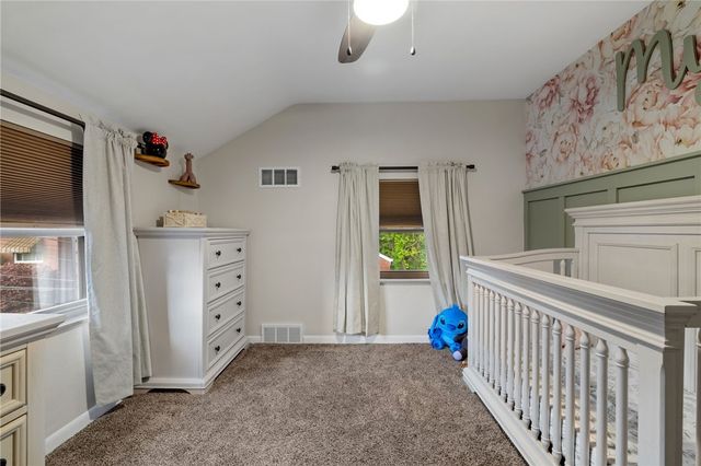 3643 Longview Dr, West Homestead, PA 15120
