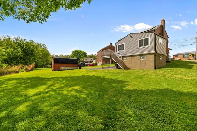 3643 Longview Dr, West Homestead, PA 15120