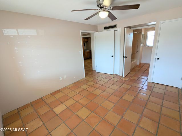 515 S La Canada Dr Unit C, Green Valley, AZ 85614