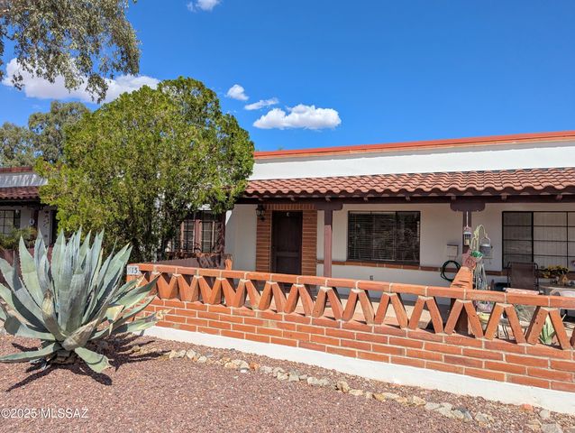 515 S La Canada Dr Unit C, Green Valley, AZ 85614