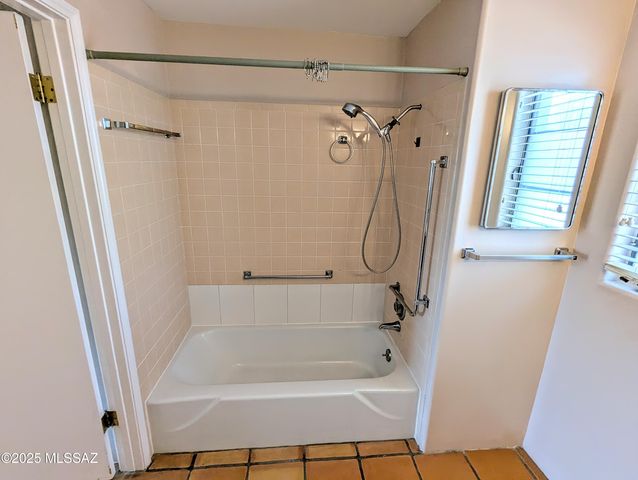 515 S La Canada Dr Unit C, Green Valley, AZ 85614