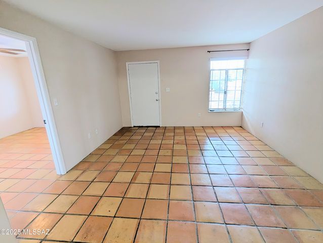 515 S La Canada Dr Unit C, Green Valley, AZ 85614