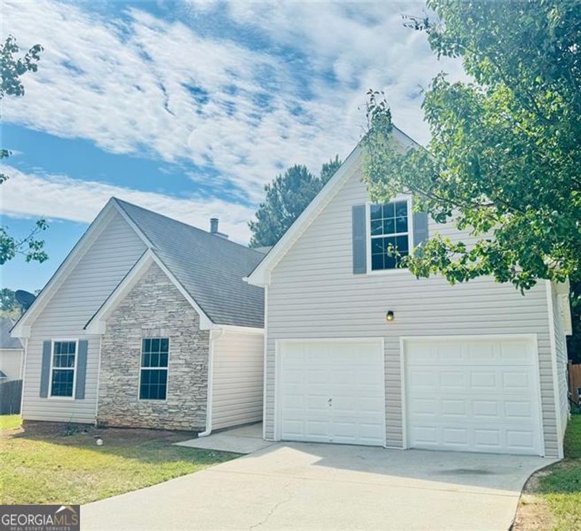 5778 BLACKTOP Court, Fairburn, GA 30213