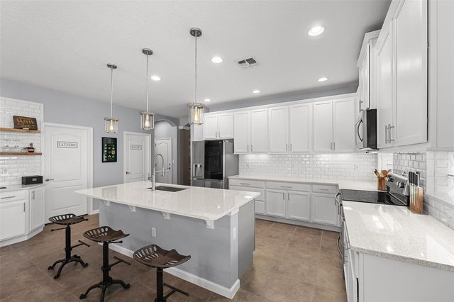 3203 DARK SKY DRIVE, St Cloud, FL 34773