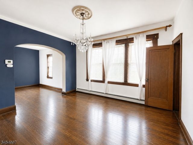 22 Quinn St, Paterson City, NJ 07501