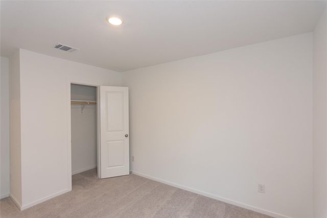 149 Starpacker LN, Jarrell, TX 76537