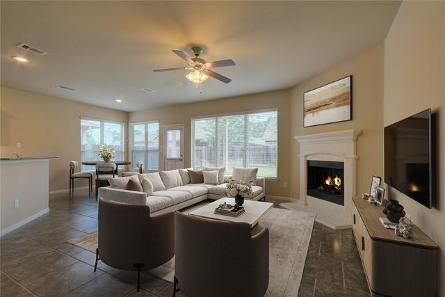 8810 Alicia Drive, Tomball, TX 77375