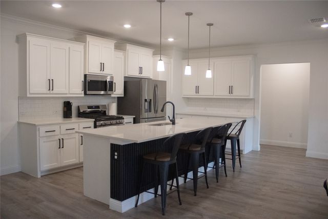 332 Lakeside Drive, Lavon, TX 75166
