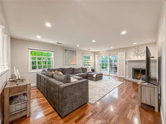 187 Tennyson, Thousand Oaks, CA 91360