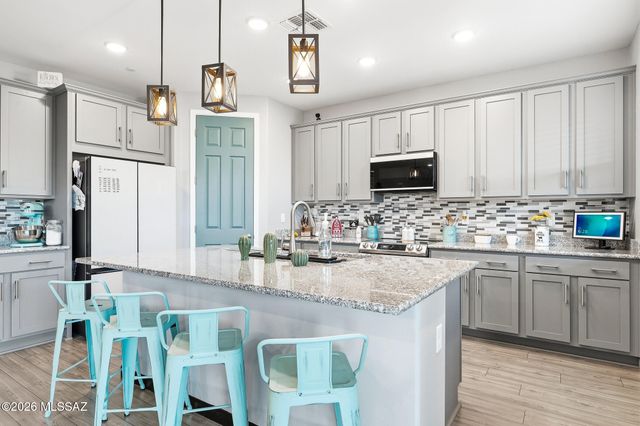 10709 W Whitehall Drive, Marana, AZ 85653