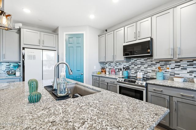 10709 W Whitehall Drive, Marana, AZ 85653