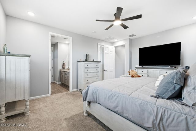 10709 W Whitehall Drive, Marana, AZ 85653