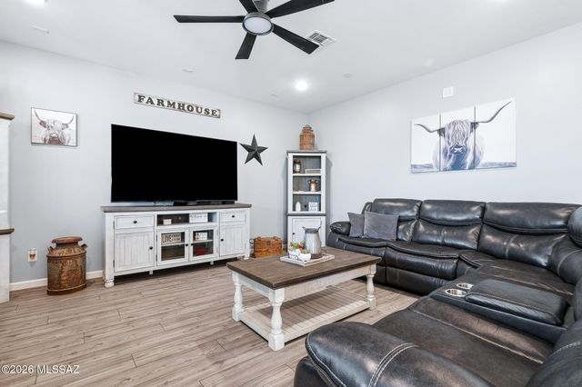 10709 W Whitehall Drive, Marana, AZ 85653