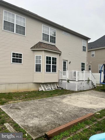 214 E KENNEDY DR, Egg Harbor Township, NJ 08234