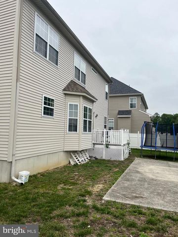 214 E KENNEDY DR, Egg Harbor Township, NJ 08234