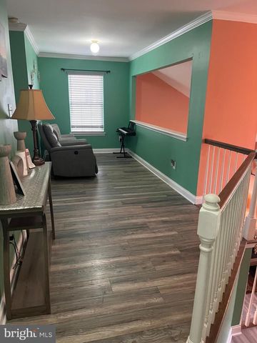 214 E KENNEDY DR, Egg Harbor Township, NJ 08234