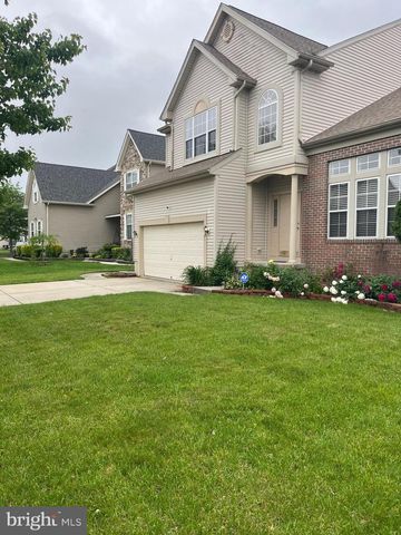 214 E KENNEDY DR, Egg Harbor Township, NJ 08234