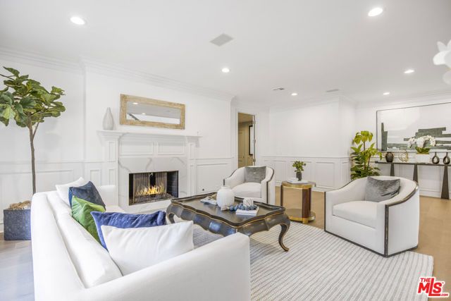 14619 Valley Vista Boulevard, Sherman Oaks, CA 91403