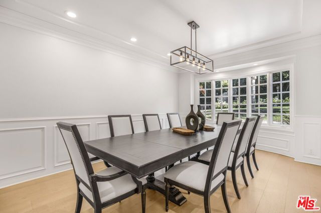 14619 Valley Vista Boulevard, Sherman Oaks, CA 91403