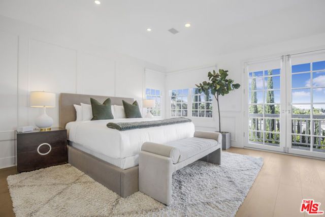 14619 Valley Vista Boulevard, Sherman Oaks, CA 91403