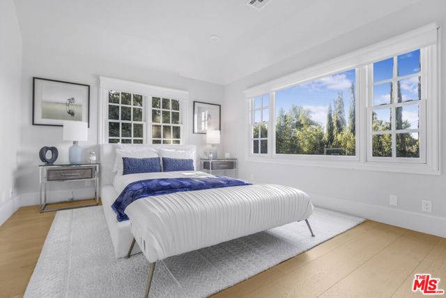 14619 Valley Vista Boulevard, Sherman Oaks, CA 91403