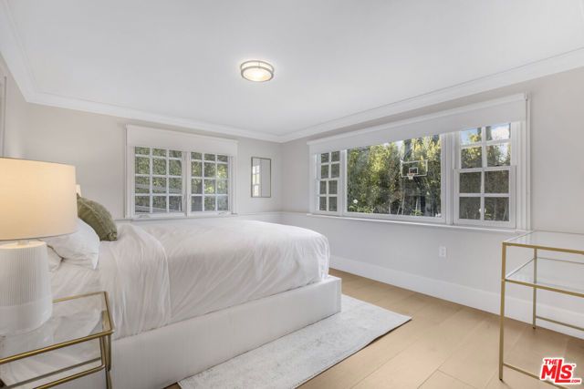 14619 Valley Vista Boulevard, Sherman Oaks, CA 91403