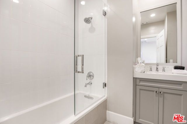 14619 Valley Vista Boulevard, Sherman Oaks, CA 91403