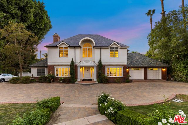 14619 Valley Vista Boulevard, Sherman Oaks, CA 91403