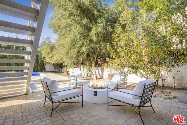 14619 Valley Vista Boulevard, Sherman Oaks, CA 91403