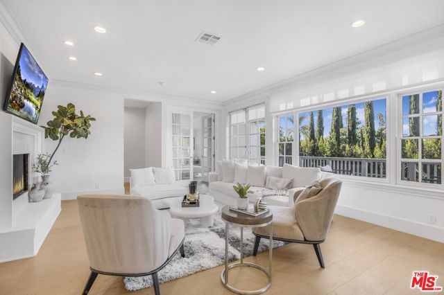 14619 Valley Vista Boulevard, Sherman Oaks, CA 91403