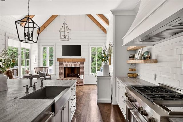 13460 New Providence Road, Milton, GA 30004