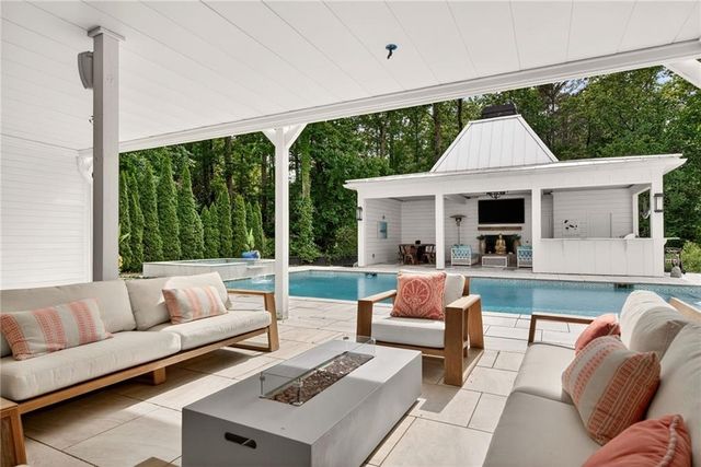 13460 New Providence Road, Milton, GA 30004