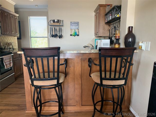 330 N Lakeshore Drive 330, Eufaula, OK 74432