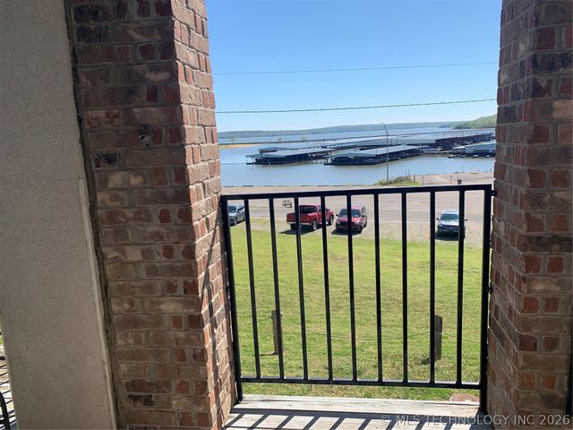 330 N Lakeshore Drive 330, Eufaula, OK 74432