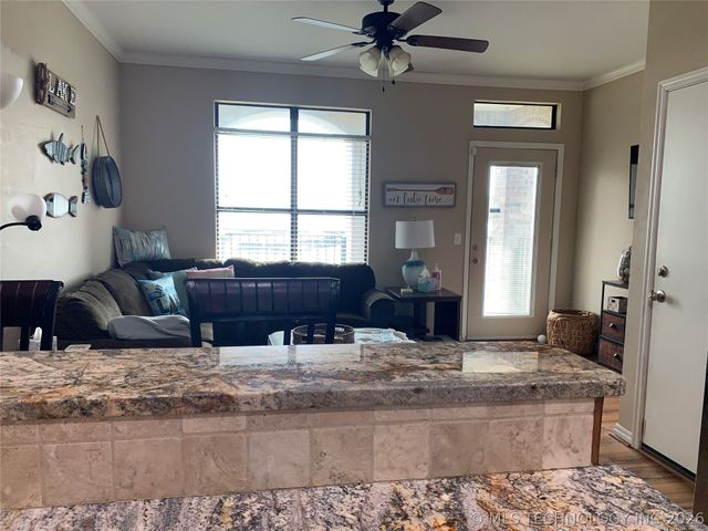 330 N Lakeshore Drive 330, Eufaula, OK 74432
