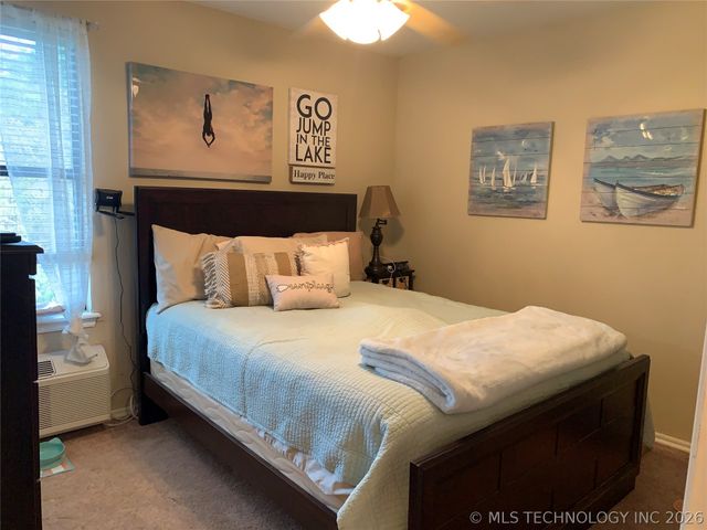 330 N Lakeshore Drive 330, Eufaula, OK 74432