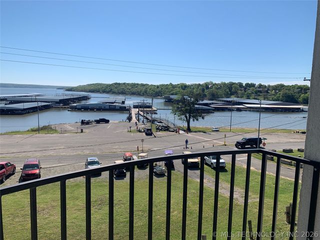330 N Lakeshore Drive 330, Eufaula, OK 74432